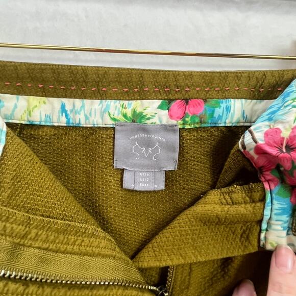 Vanessa Virginia Anthropologie Green Textured Mini Skirt with Pockets, Size 12 - Picture 9 of 11